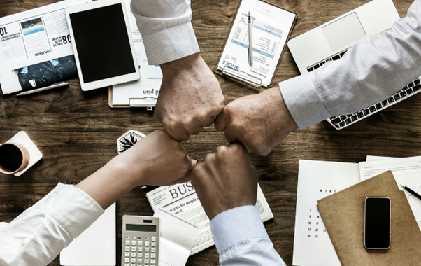 Meeting-Handshake
